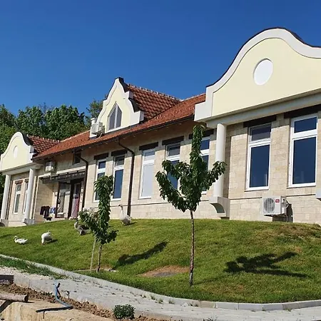 Bojeresku Bed & Breakfast