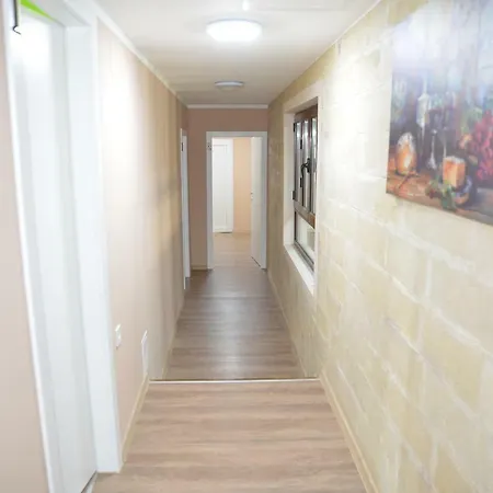 Bed & Breakfast Bojeresku
