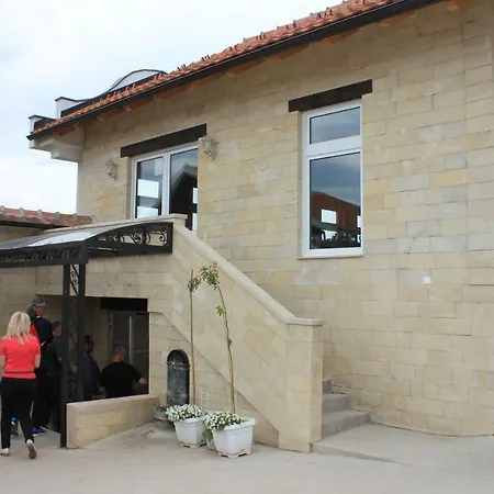 Bed & Breakfast Bojeresku *